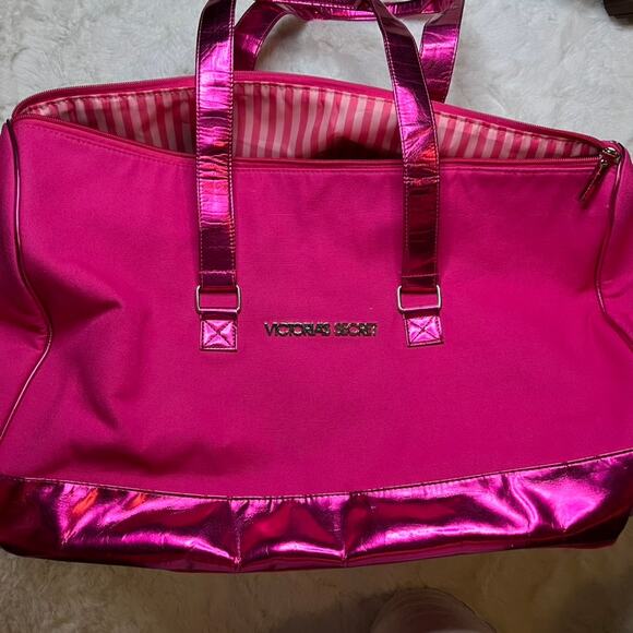 Victoria's Secret Hot Pink Duffle Bag - - Picture 1 of 6